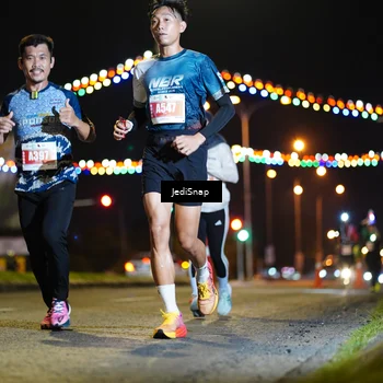 Runner Photo 4403853