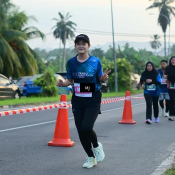 Runner Photo 4403928