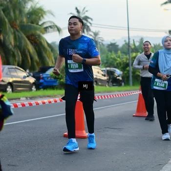 Runner Photo 4404003
