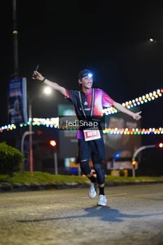 Runner Photo 4404007