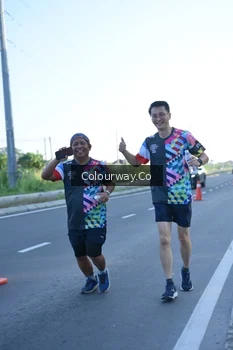 Runner Photo 4404051