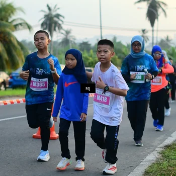Runner Photo 4404059
