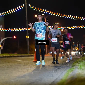 Runner Photo 4404061