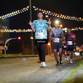 Runner Photo 4404074