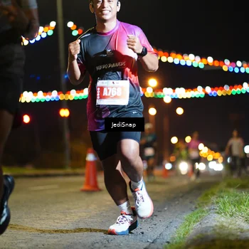 Runner Photo 4404116