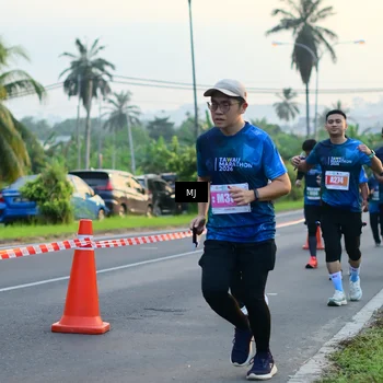 Runner Photo 4404179