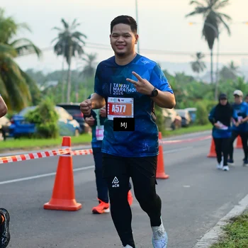 Runner Photo 4404181