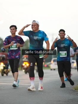 Runner Photo 4404199