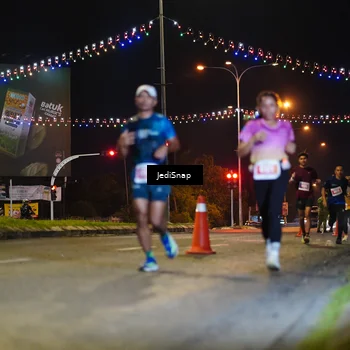 Runner Photo 4404205