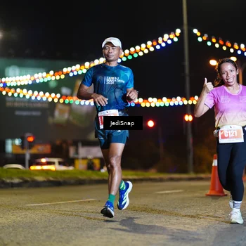 Runner Photo 4404219