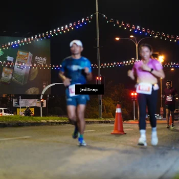Runner Photo 4404224