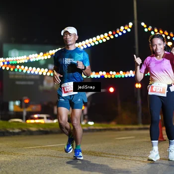 Runner Photo 4404237