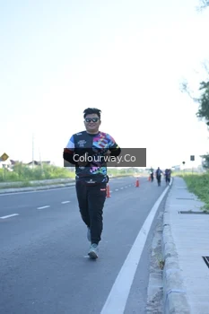 Runner Photo 4404298