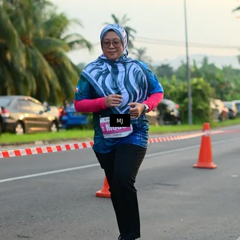 Runner Photo 4404314