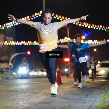 Runner Photo 4404355
