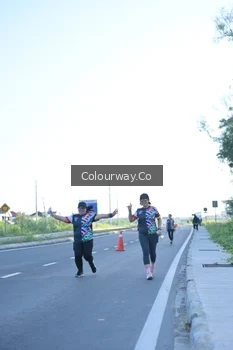 Runner Photo 4404360