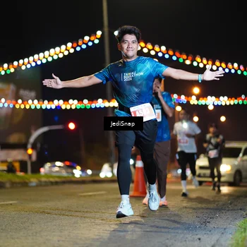 Runner Photo 4404366