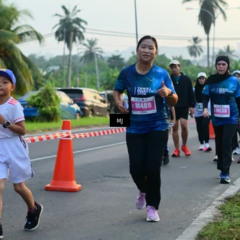 Runner Photo 4404372