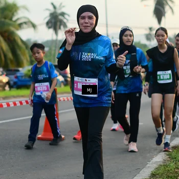 Runner Photo 4404376