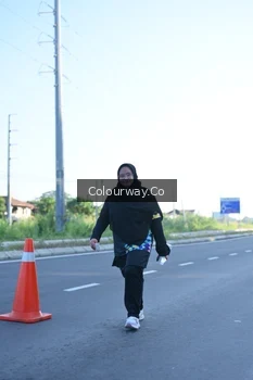 Runner Photo 4404379