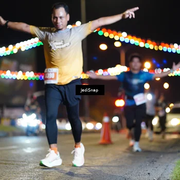Runner Photo 4404399