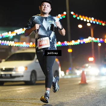 Runner Photo 4404484