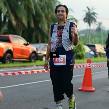 Runner Photo 4404490