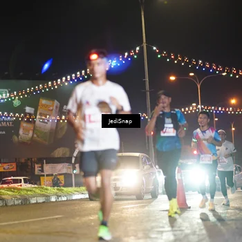 Runner Photo 4404516