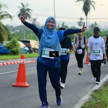 Runner Photo 4404544