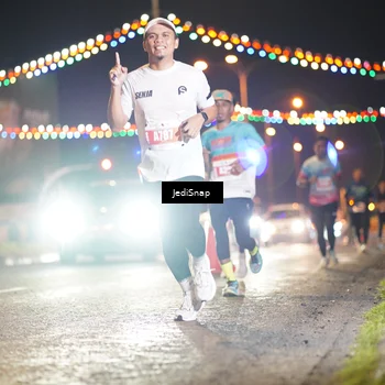 Runner Photo 4404575
