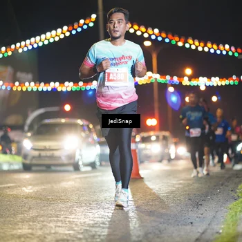 Runner Photo 4404615
