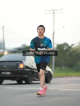 Runner Photo 4404619