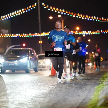 Runner Photo 4404674