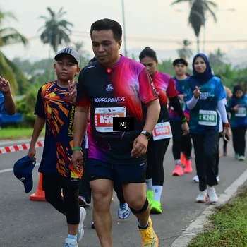 Runner Photo 4404695