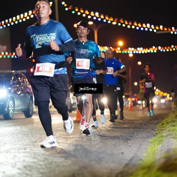 Runner Photo 4404700