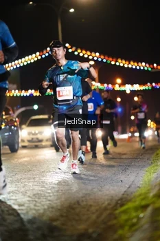 Runner Photo 4404736