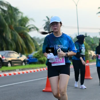 Runner Photo 4404774