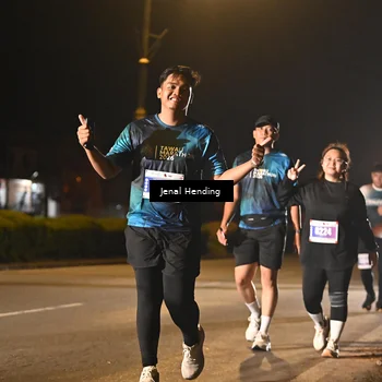 Runner Photo 4404815