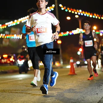 Runner Photo 4404885