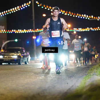 Runner Photo 4404908