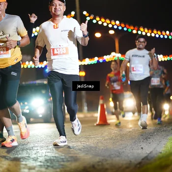 Runner Photo 4404937