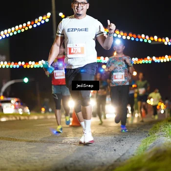 Runner Photo 4404957