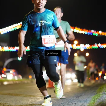Runner Photo 4405033