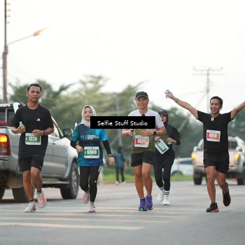 Runner Photo 4405061