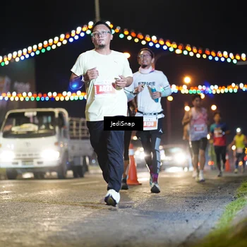 Runner Photo 4405072