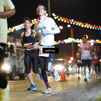 Runner Photo 4405083