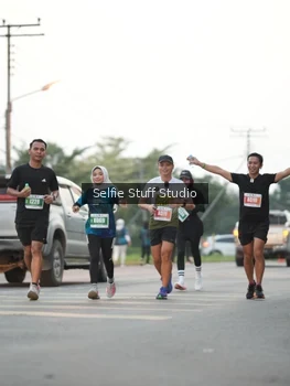 Runner Photo 4405104