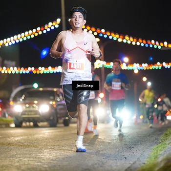 Runner Photo 4405110