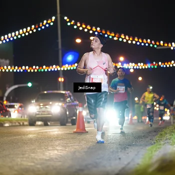 Runner Photo 4405111