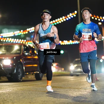 Runner Photo 4405133